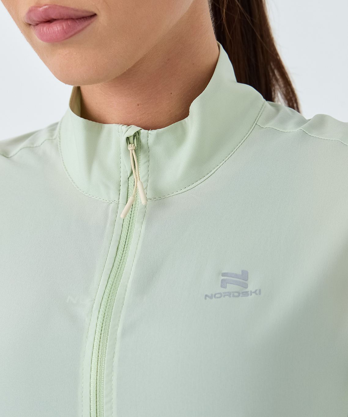 Ветровка беговая Nordski Light Cross Smoky Green W