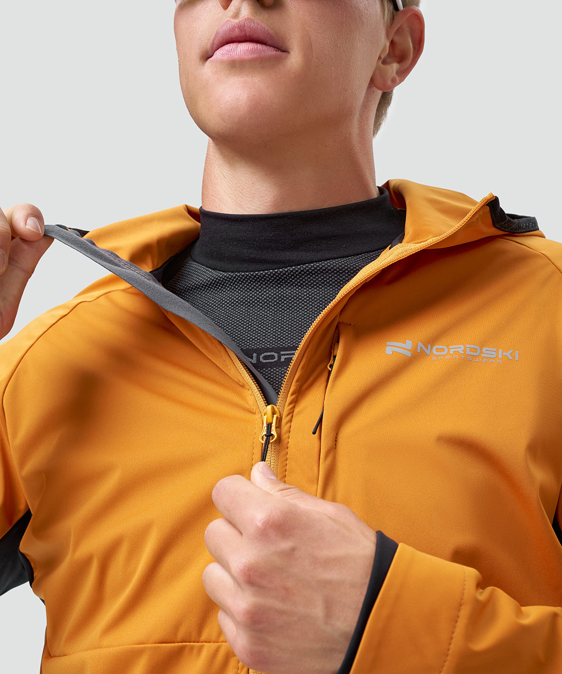 Тренировочная куртка Nordski PRO TOUR HOOD Bronze/Black